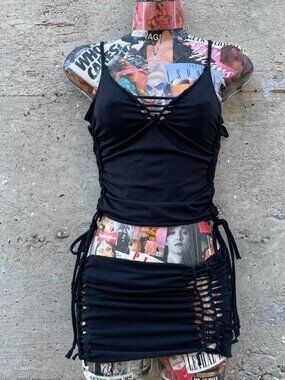 gothic lace-up slitweave tank top